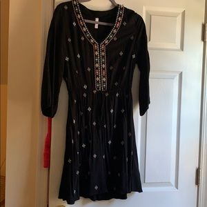 Black 3/4 sleeve dress